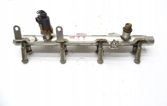 Fuel main line pipe