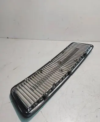 Volvo V70 Front bumper upper radiator grill 9127580 892919756049 19972007