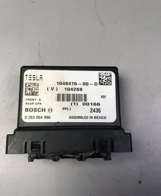 Tesla Model S Parking PDC control unit/module 104847600D 00166 104269