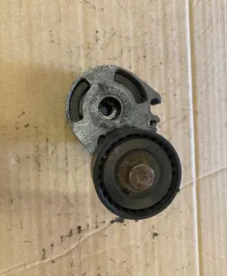 Citroen C3 Generator/alternator belt tensioner 9655321080