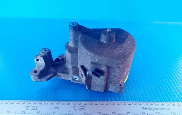 Ford Focus Fuel filter bracket/mount holder AV6Q9180AF