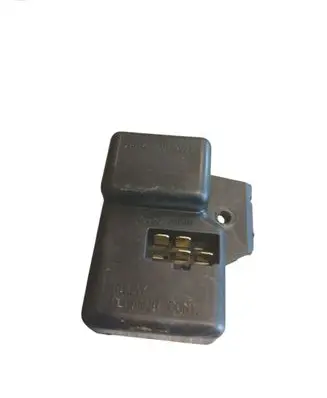 Subaru Impreza I Window wiper relay 