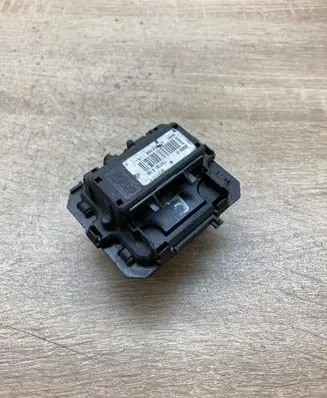 Peugeot 5008 Heater blower motor/fan resistor T1017139D 9304050