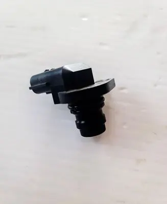 Volvo V70 Camshaft position sensor 8658495