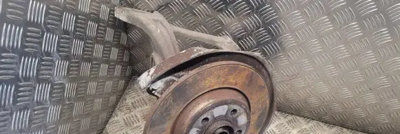 Rear wheel hub