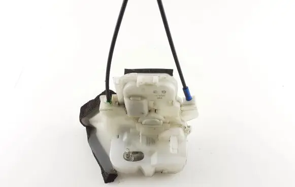 Subaru Legacy Front door lock KL3771