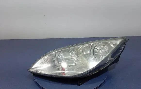 Mitsubishi Colt Headlight/headlamp 0301208201