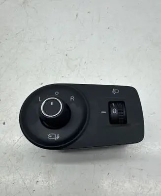 MG ZS Light switch 10221477 10003589 202110