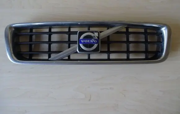 Volvo S60 Front grill 30698617