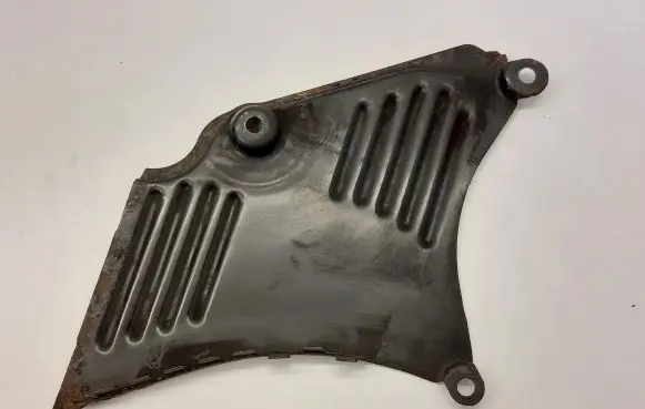 Skoda Fabia Mk1 (6Y) Timing belt guard (cover) 038109147C