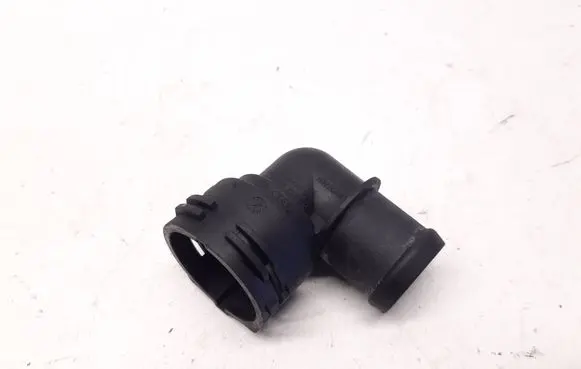 Volkswagen PASSAT B6 Engine coolant pipe/hose 1K0122291BM