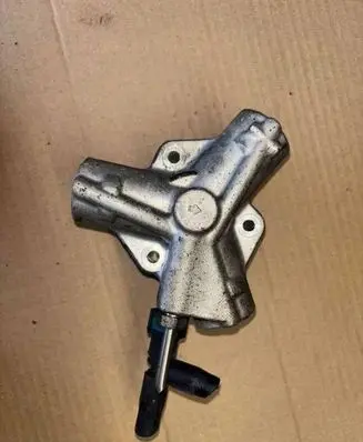 Alfa Romeo GT Fuel injection high pressure pump 0261520016