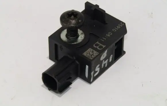 Chevrolet Orlando Airbag deployment crash/impact sensor 13502577