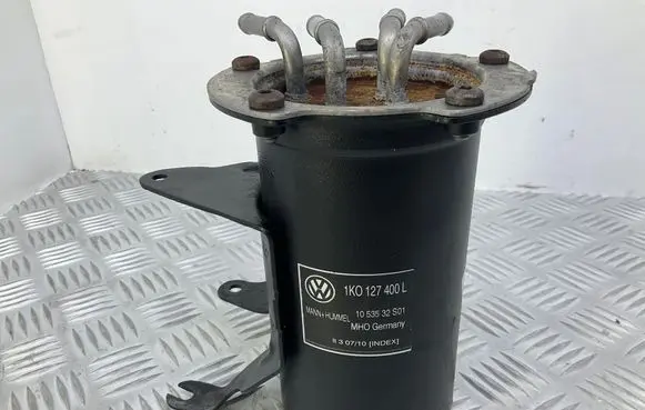 Volkswagen Golf Plus Fuel filter housing 1K0127400L