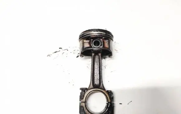 Fiat Stilo Piston with connecting rod