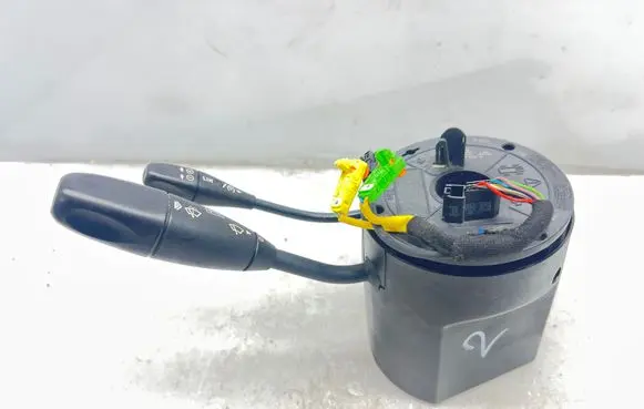 Mercedes-Benz CLC CL203 Wiper turn signal indicator stalk/switch A2035408145