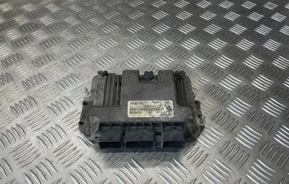 Ford Focus Other control units/modules 6M5112A650NA 0281011701