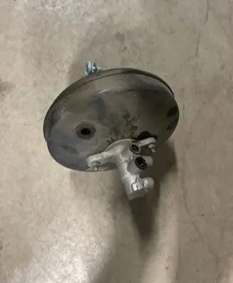 Ford Fiesta Brake booster 8V512B195NB 0204717976 01347B0413