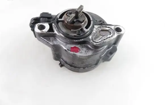 Ford C-MAX I Vacuum pump D1562C2