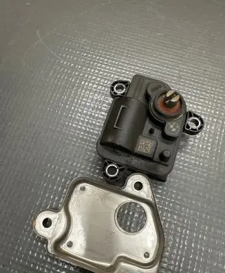 BMW X5 G05 Intake manifold valve actuator/motor 8623424