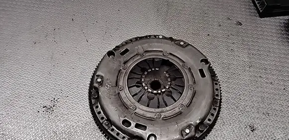 Volkswagen Golf IV Clutch set kit ADV183206N ADV183114