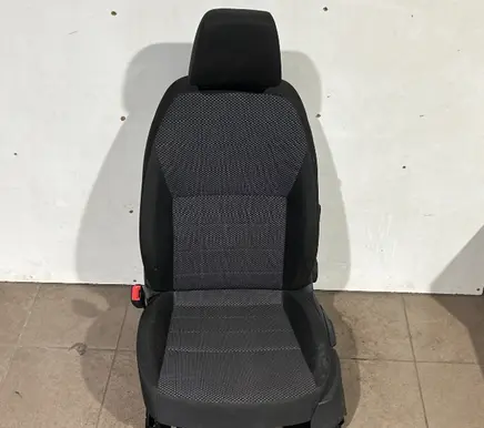 Skoda Octavia Mk3 (5E) Front driver seat 