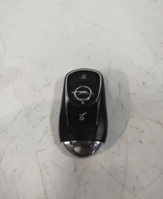 Opel Astra K Ignition key/card 13508407 30245