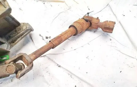 Ford Focus C-MAX Steering column universal joint