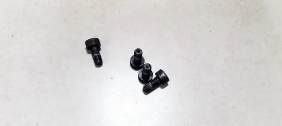 Peugeot RCZ Nuts/bolts 