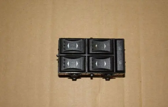 Opel Combo C Electric window control switch