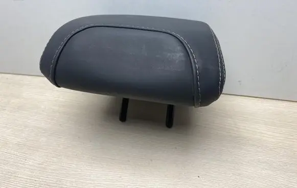 Peugeot 508 II Rear seat headrest 