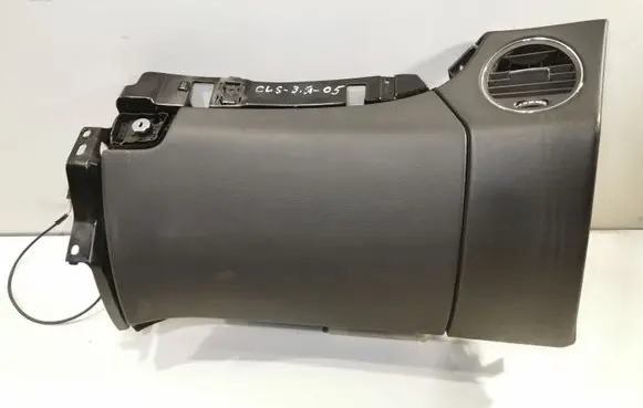 Mercedes-Benz CLS C219 Glove box set 