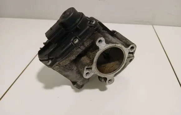 Nissan Qashqai EGR valve 8200797706 CZ21371 H8200327011