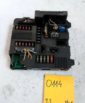 Renault Megane II Fuse box set 