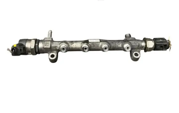Audi A3 S3 8V Fuel main line pipe 057130764AB 0281006075