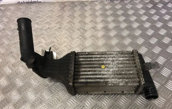 Opel Astra G Intercooler radiator 9129519