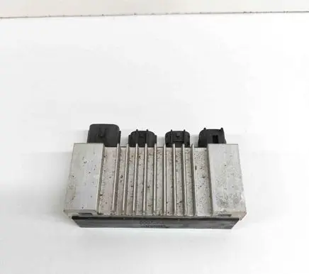 Toyota Hilux (AN120, AN130) Glow plug pre-heat relay 285510E010