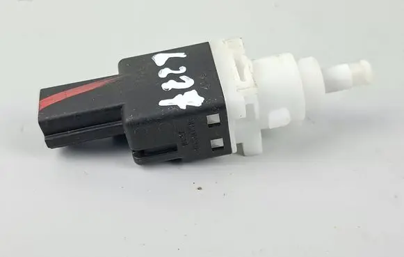 Alfa Romeo 147 Brake pedal sensor switch 46840510 10295