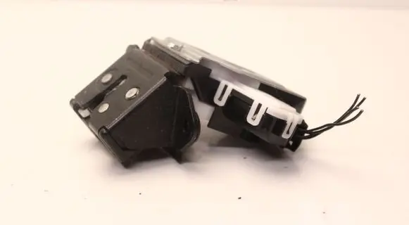 Mazda 2 Tailgate/trunk/boot lock/catch/latch 