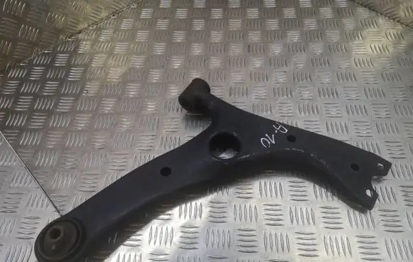 Toyota RAV 4 (XA20) Front lower control arm/wishbone