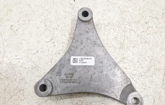 Ford Explorer VI Engine mounting bracket L1M36E098 L1M36E098AA A64RB