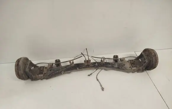 Nissan NV200 Rear axle beam 