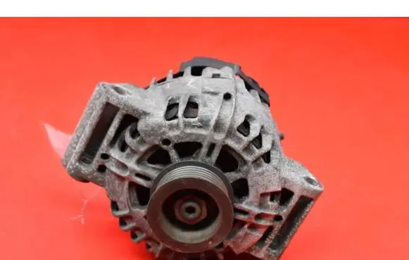 Opel Insignia A Generator/alternator 13502591