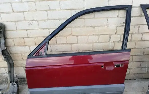 Volkswagen PASSAT B3 Front door