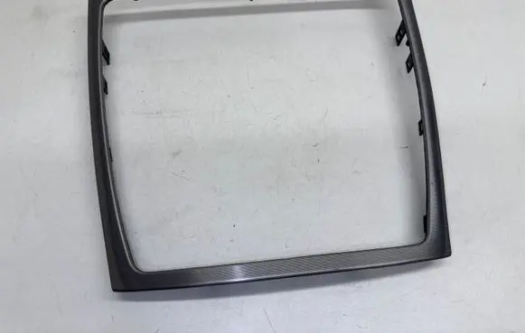 Volvo S60 Radio/GPS head unit trim 30672110