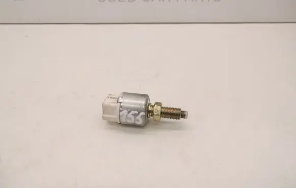 Toyota Yaris Brake pedal sensor switch D155