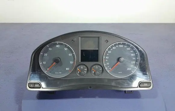 Volkswagen Eos Speedometer (instrument cluster) 1Q0920864