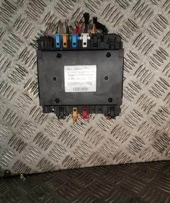 Volkswagen Touareg I Comfort/convenience module 7l6937049m