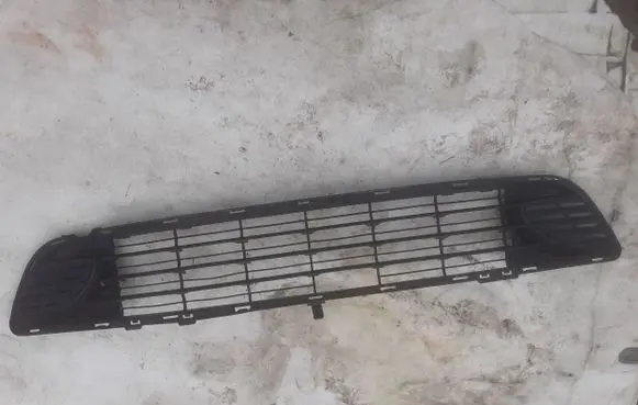 Citroen C4 I Picasso Front grill 9654196377 18C0481016