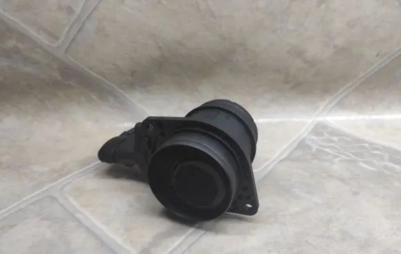Seat Toledo III (5P) Mass air flow meter 0281002531 038906461B